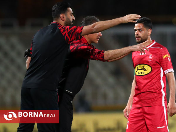 دیدار تیم های فوتبال پرسپولیس - هوادار
