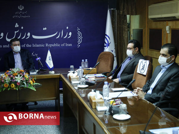 جلسه معاون وزیر ورزش و جوانان با نمایندگان هلال احمر
