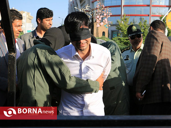 اجرای حکم اعدام علنی قاتل طلا فروشی در مشهد