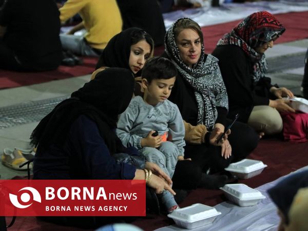 «ضیافت افطار» در پیاده راه فرهنگی رشت