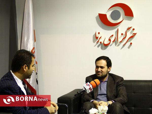 روز هفتم نمایشگاه مطبوعات در غرفه برنا