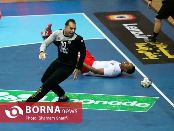 دیدار تیم های هندبال الکویت کویت - سپاهان