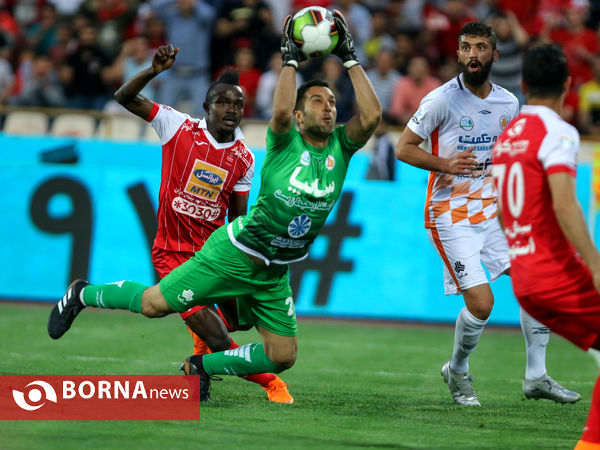 دیدار تیم های پرسپولیس تهران - سایپا تهران