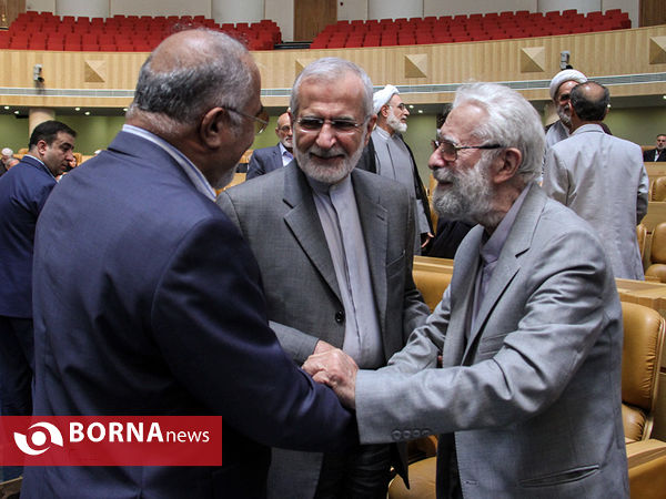 نشست دولتمردان دفاع مقدس