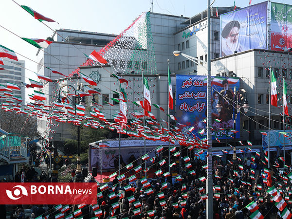 حضور شهردار و اعضای شورای شهر تهران در بیست و دو بهمن