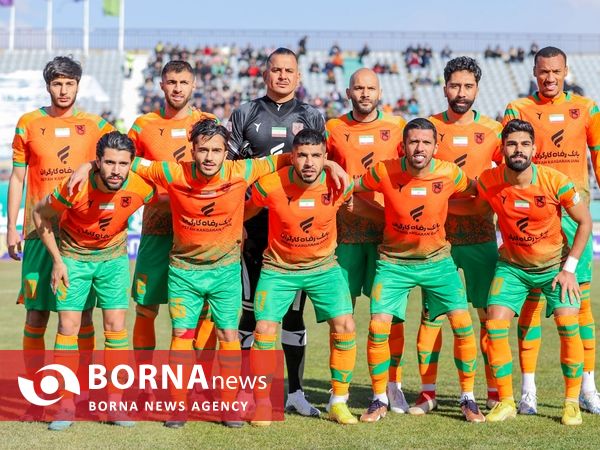 دیدار تیم های فوتبال آلومینیوم - مس