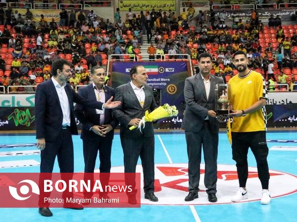 دیدار تیم های هندبال سپاهان - عمان کلاب