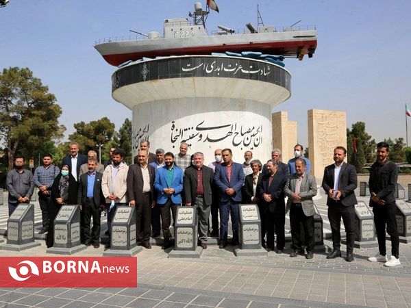 تجدید میثاق با شهدای هنرمند