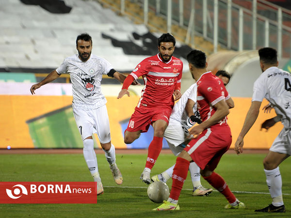 دیدار تیم های فوتبال پرسپولیس - ذوب آهن