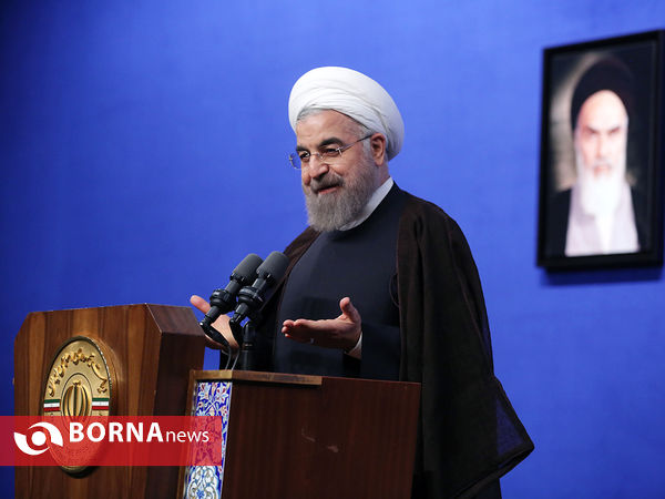 ضیافت افطار رییس جمهوری با اساتید و پزشکان