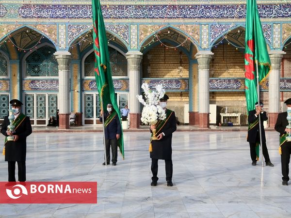 آیین تعویض پرچم گنبد مسجد مقدس جمکران