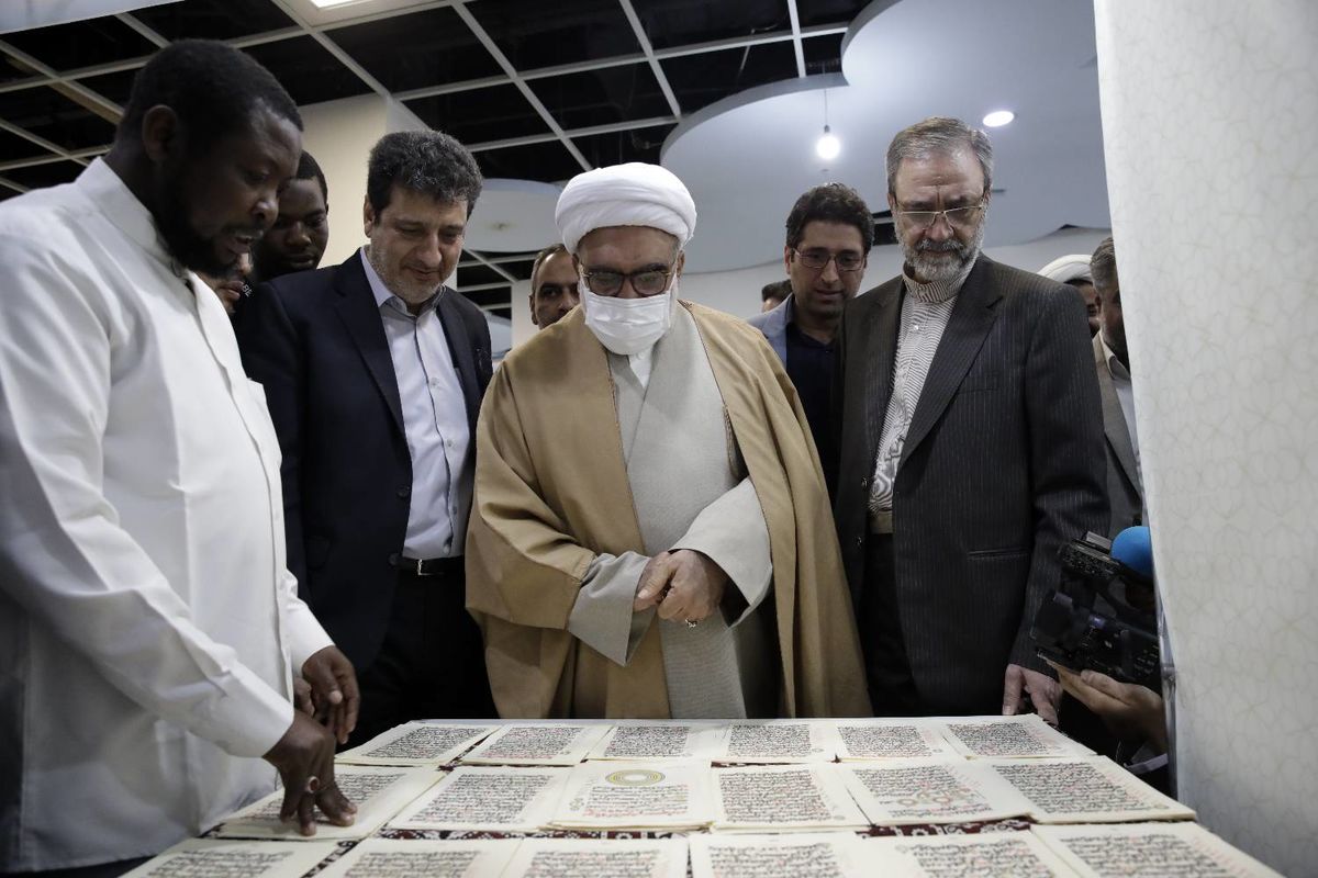  نمایشگاه بین‌المللی قرآن و عترت مشهد گشایش یافت
