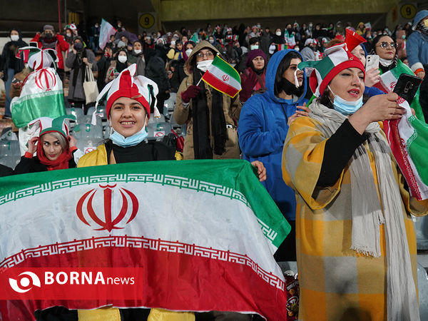 در حاشیه ورزشگاه آزادی پیش از دیدار ایران و عراق - ۲