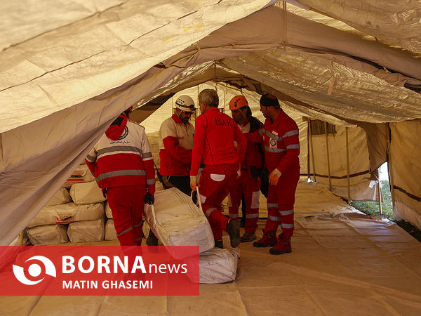 کمک‌رسانی هلال‌احمر در مناطق زلزله‌زده ترکیه