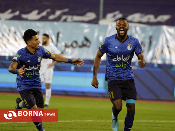 دیدار تیم های استقلال و ذوب آهن