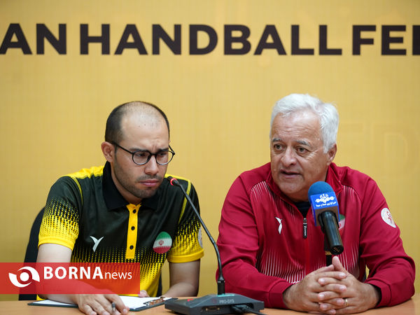 نشست خبری سرمربی تیم ملی هندبال ساحلی
