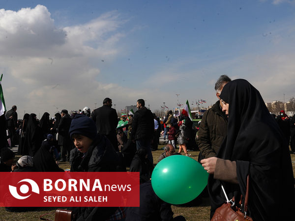 راهپیمایی ۲۲ بهمن - میدان آزادی تهران