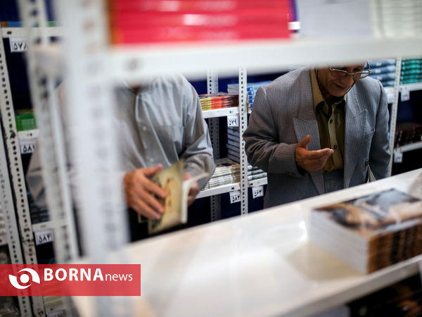دومین روز نمایشگاه مطبوعات