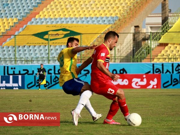 دیدار تیم های فوتبال صنعت نفت - فولاد