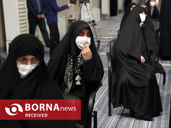 دیدار دست‌اندرکاران برگزاری کنگره شهدای استان قم با مقام معظم رهبری