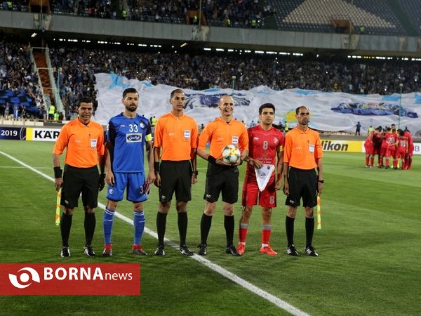 دیدار تیم های فوتبال استقلال ایران- الدوحیل قطر