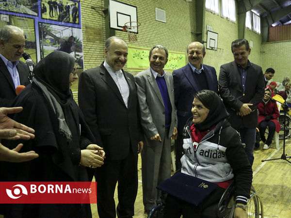 بازدید وزیر ورزش و جوانان از آسایشگاه کهریزک