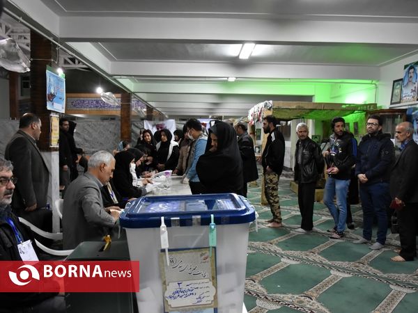 انتخابات مجلس یازدهم در حوزه های رای‌گیری اراک(2)