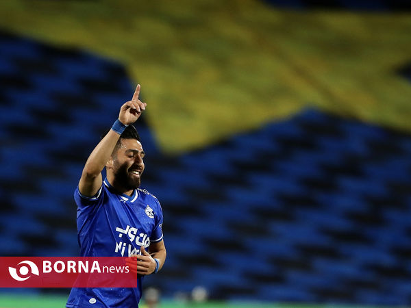 دیدار تیم های فوتبال استقلال - ذوب آهن