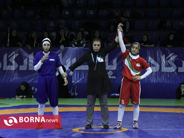 مسابقات کشتی کلاسیک دختران