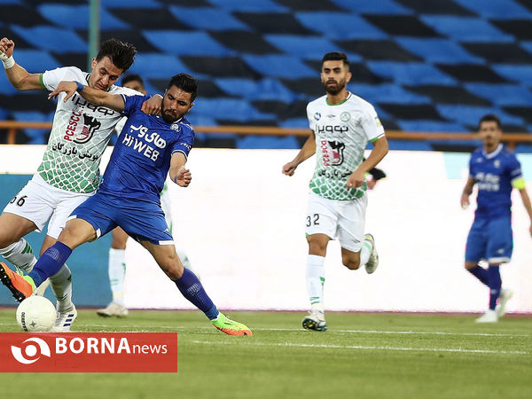 دیدار تیم های فوتبال استقلال - ذوب آهن