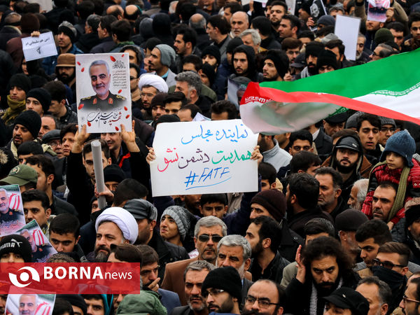 تجمع مردمی و سوگواری سردار سپهبد شهید قاسم سلیمانی در میدان نقش جهان اصفهان