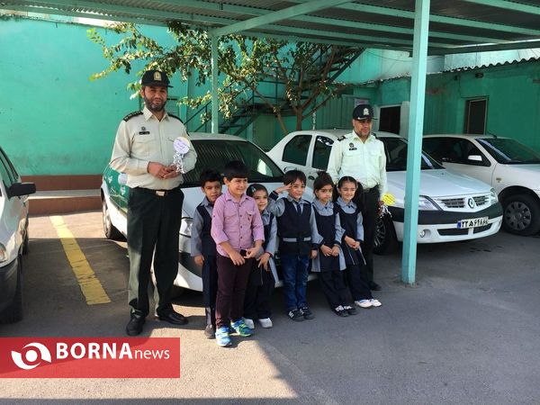 حضور کودکان مهدها در فرماندهی ناجا شهرستان ملارد