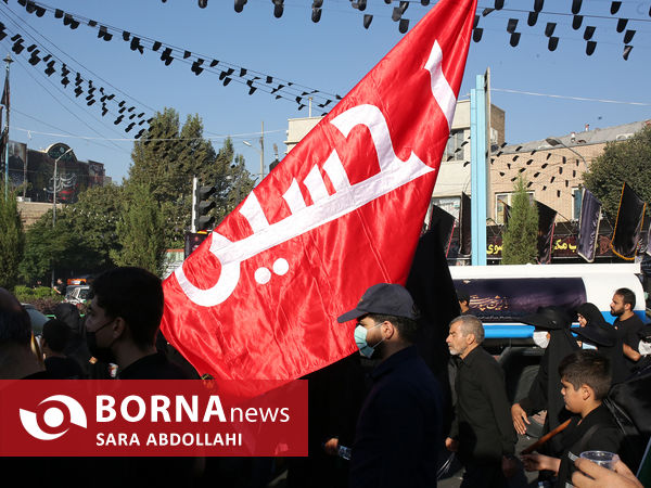 پیاده روی جاماندگان اربعین در تهران