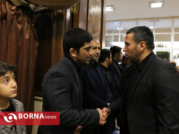 مراسم ختم پدر علیرضا دبیر