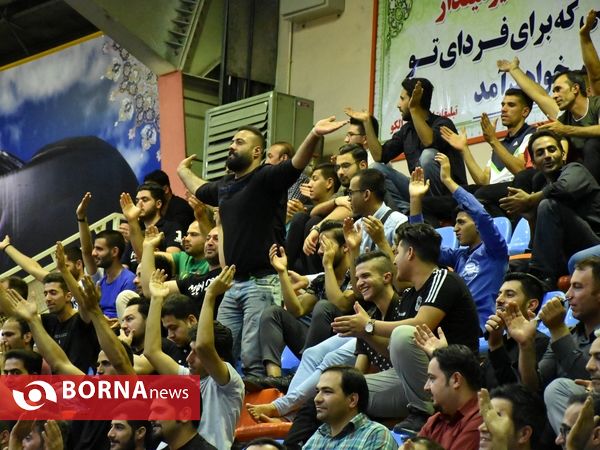 دیدار تیم های فوتسال آلومینیوم اراک-شهرداری قزوین