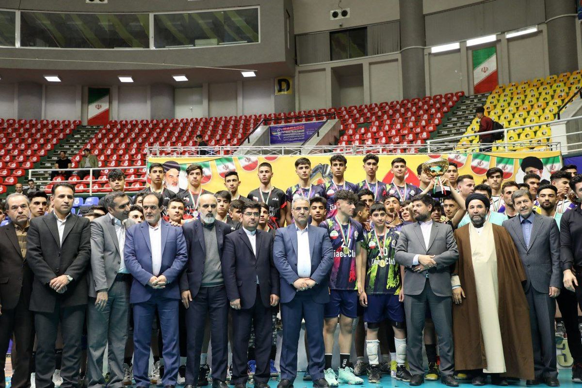 تیم‌های برتر والیبال جام پرچم مشخص شدند / جام پرچم رویدادی برای شناسایی استعدادی والیبالی شهر ارومیه
