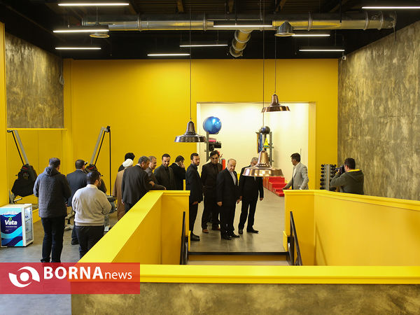 بازدید وزیر ورزش و جوانان از باشگاه تنیس آرشا