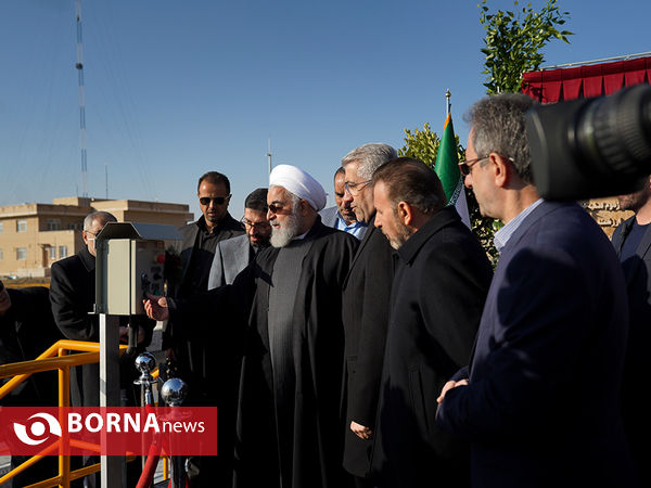 بهره‌برداری از طرح‌های صنعت آب و برق استان تهران با دستور دکتر روحانی