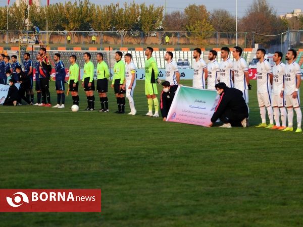 دیدار تیم های فوتبال استقلال- پیکان