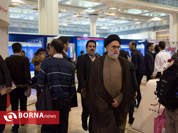 در حاشیه نمایشگاه مطبوعات
