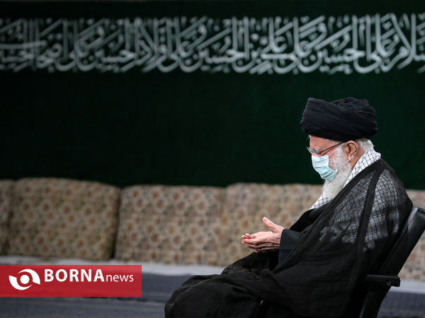 مراسم عزاداری شب هشتم ماه محرم الحرام با حضور مقام معظم رهبری