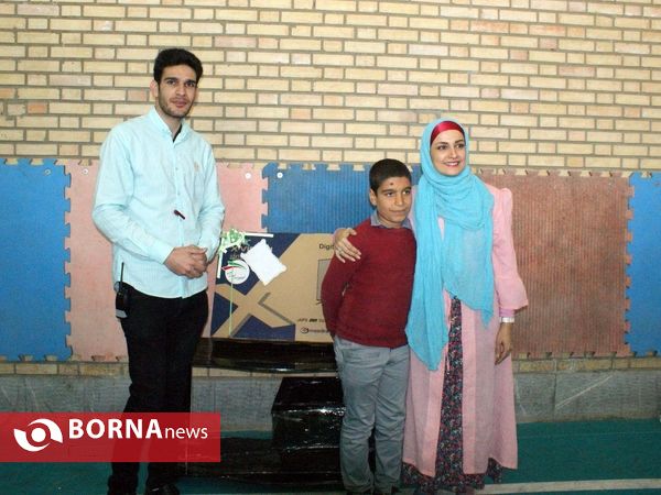 توزیع پوشاک و جشن عیدانه کودکان کوره های آجرپزی- حاشیه های تهران خاور شهر