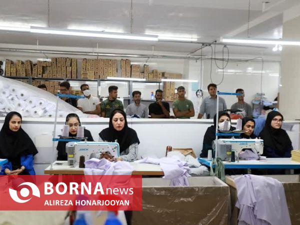 تجلیل از کارگران واحدهای تولیدی و صنعتی اروند