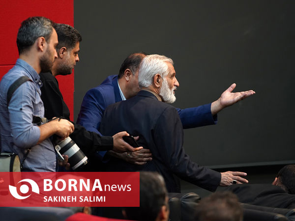  آیین برافراشتن پرچم عزای حسینی برفراز بلندترین سکوی پرچم ایران