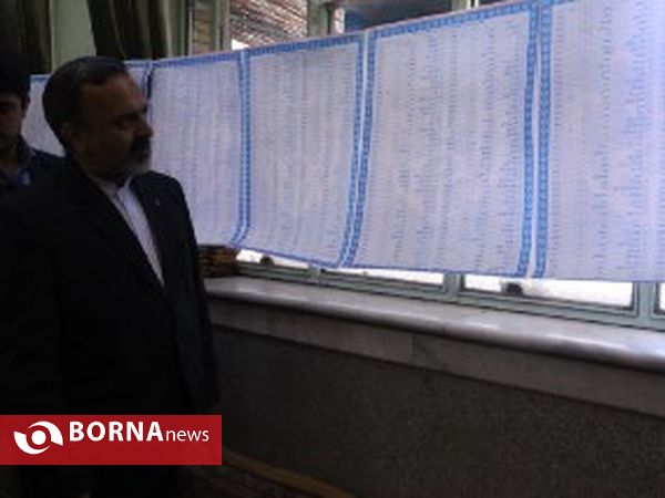 بازدید استاندار خراسان رضوی از روند رای گیری استان