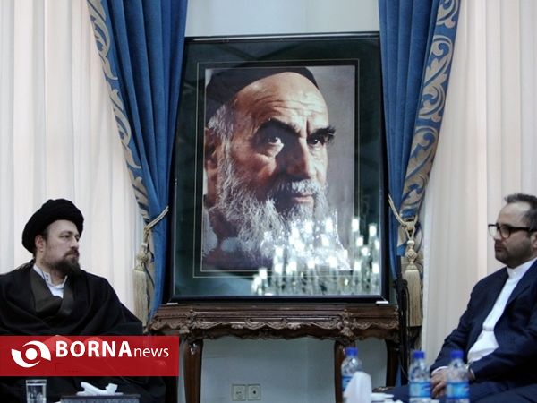 تجدید بیعت  اعضای خانه صنعت معدن جوان و صنعتگران با آرمان های امام راحل (ره)