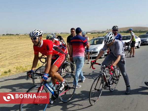 مسابقه دوچرخه سواری پیشکسوتان لرستان دربروجرد