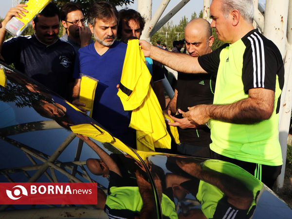 تمرین تیم فوتبال ستارگان ایران