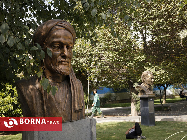 گشتی در خیابان حافظ به مناسبت روز بزرگداشت حافظ
