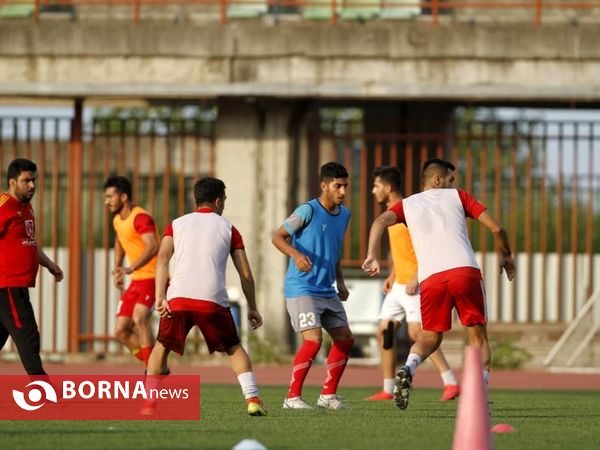 تمرینات تیم سپیدرود رشت و معارفه مدیرعامل جدید